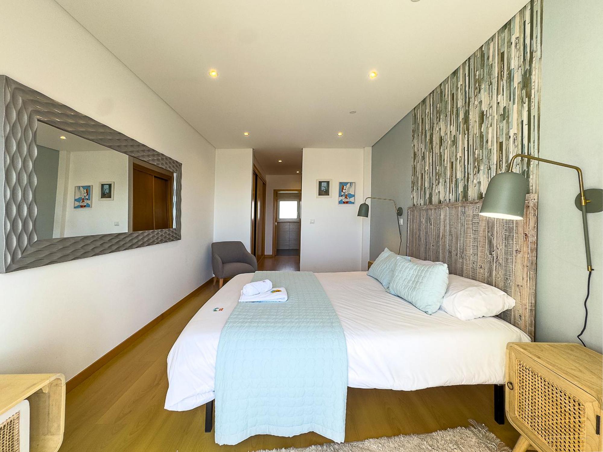 Vibing & Liming Ericeira Hotel Exterior photo