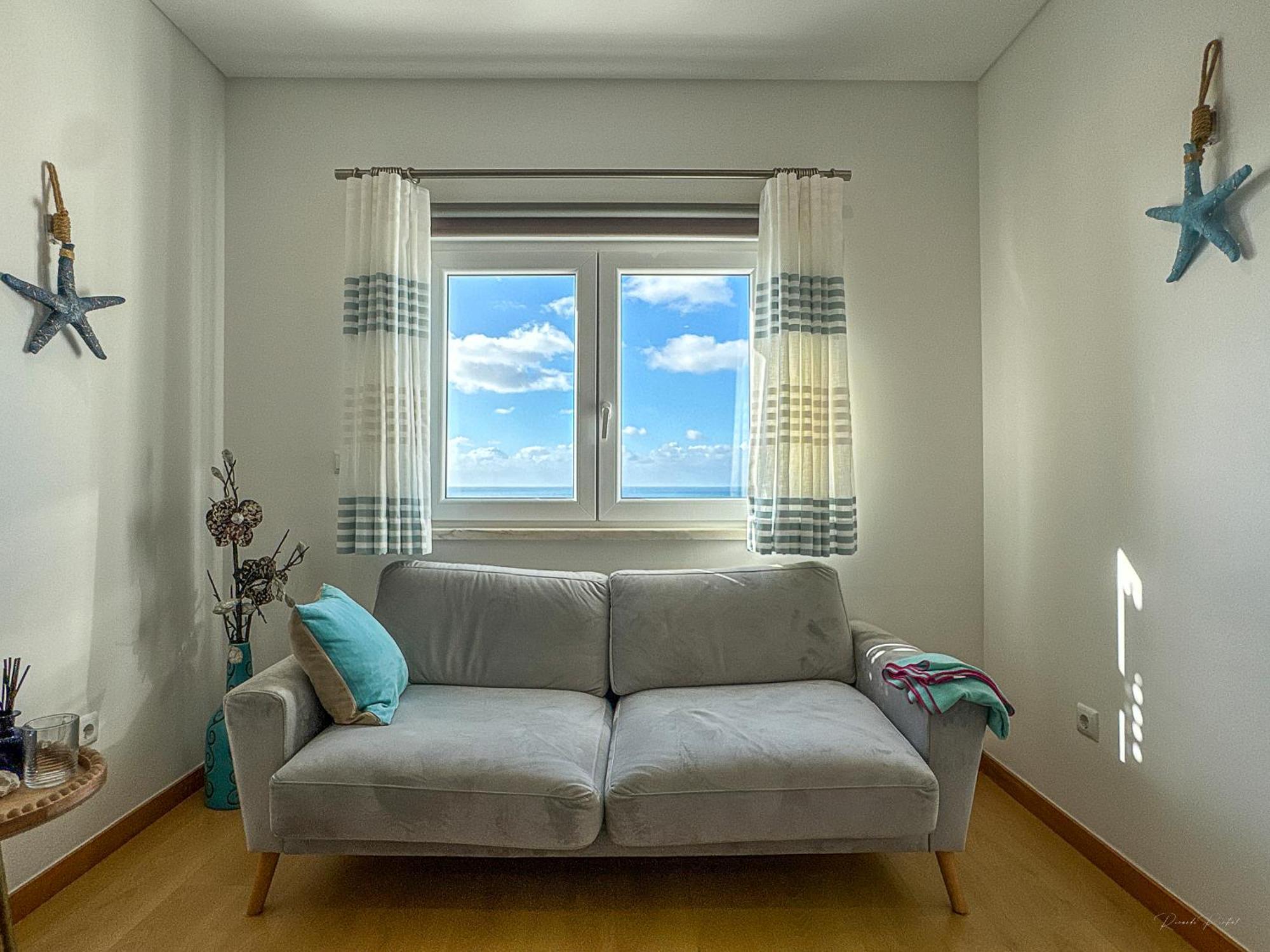 Vibing & Liming Ericeira Hotel Exterior photo