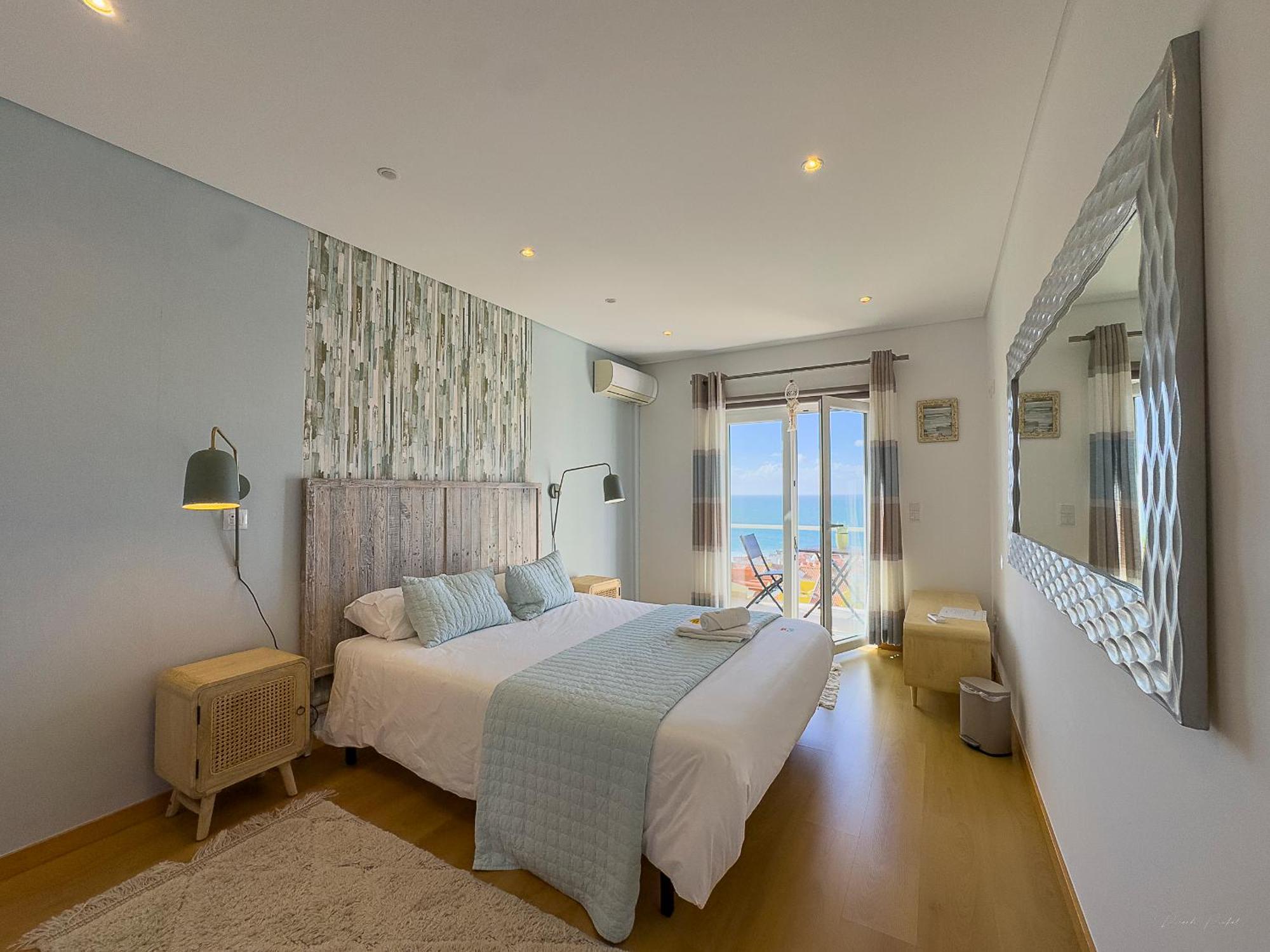 Vibing & Liming Ericeira Hotel Exterior photo